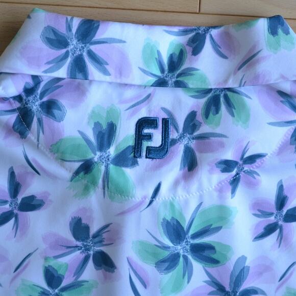 NWT Footjoy Sleeveless Shirt White, Green, Light Purple Size Small - Picture 5 of 5